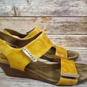 Sofft Yellow Wedge Sandals